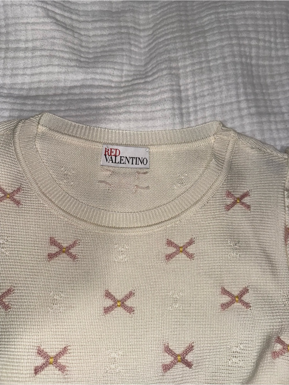 RED Valentino Cream and Pink Bow-Trim Knit Dress - Picture 4 of 5